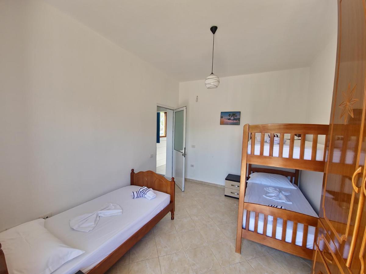 Villa Malaj Vlorë Екстериор снимка
